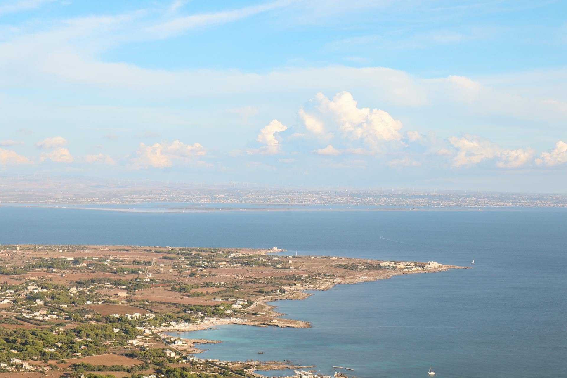 Самые теплые места Европы: куда поехать в зимний отпуск