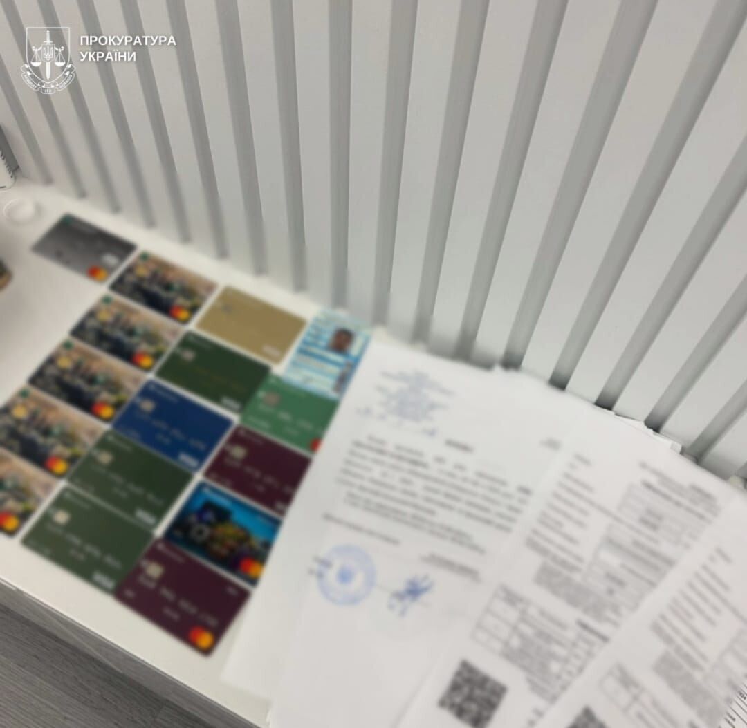 Схема на миллион: в Украине разоблачили должностных лиц трех университетов, которые продавали места в аспирантуру. Фото