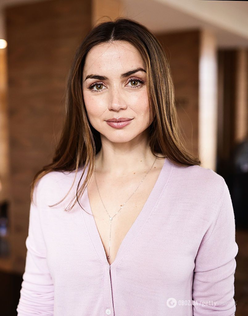 Том Круз разошелся с младшей на 26 лет возлюбленной перед началом совместных съемок: инсайдер назвал причину