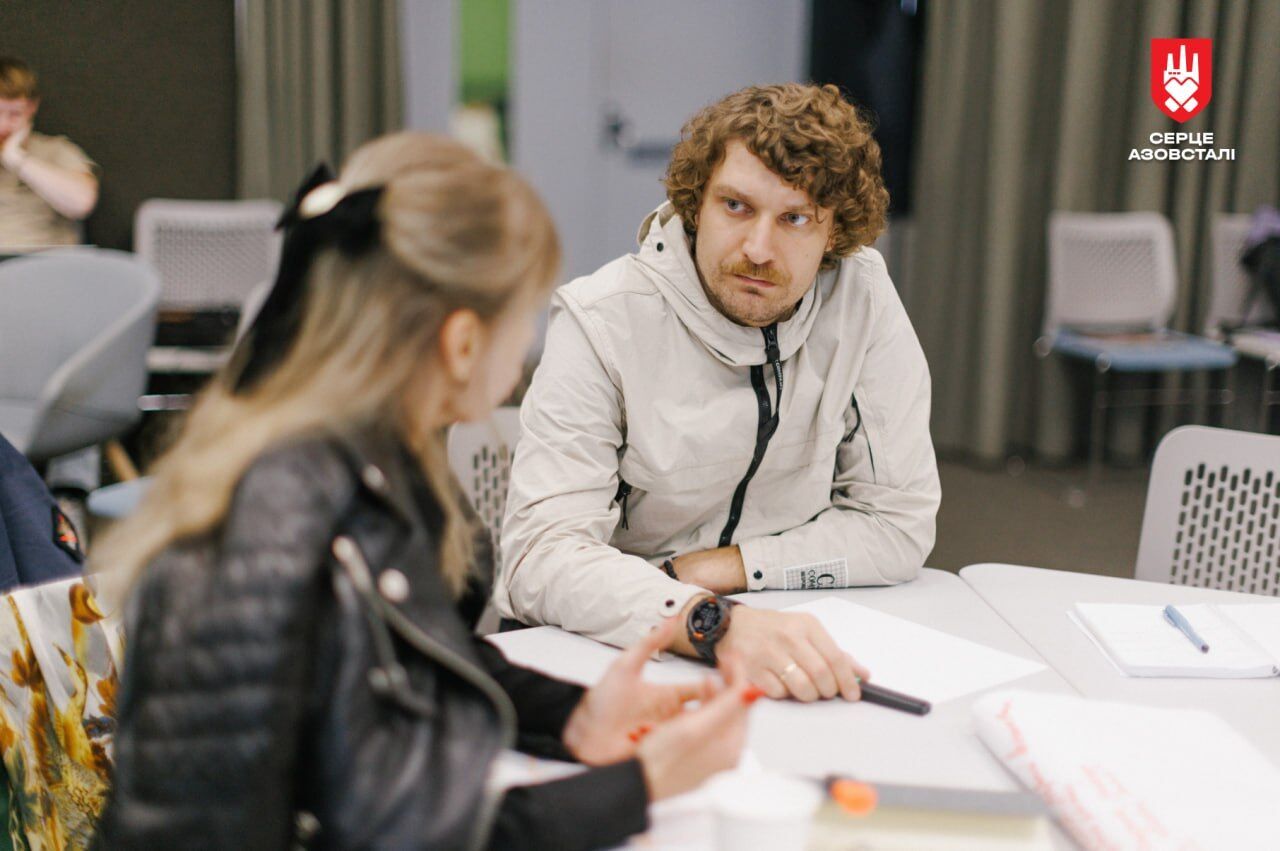 Оборонці Маріуполя допомагатимуть українським захисникам долати травми війни