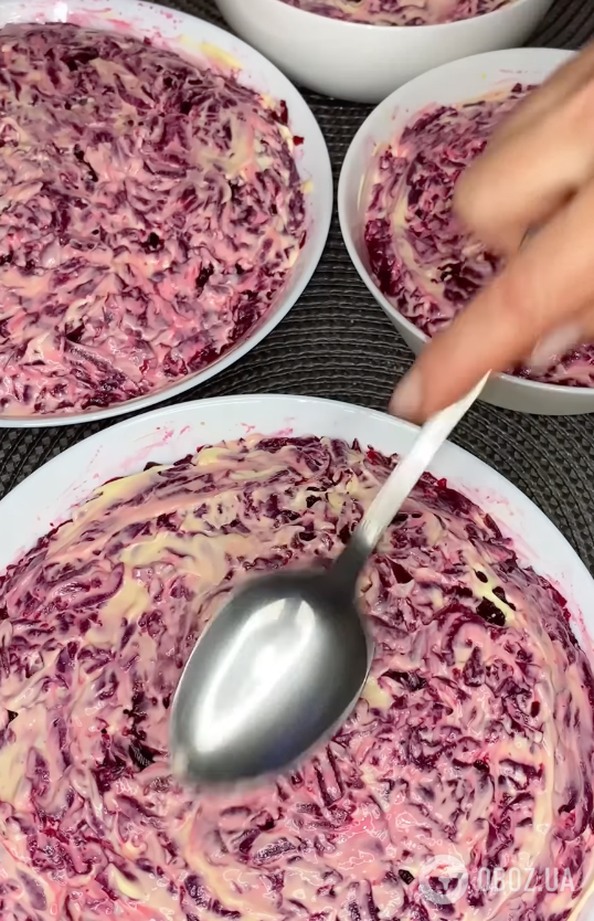 Салат "Закарпатський мольфар" із буряка: рецепт автентичної української страви для всієї родини