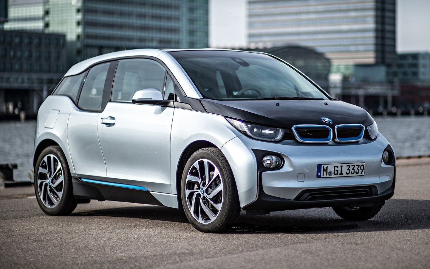 BMW i3