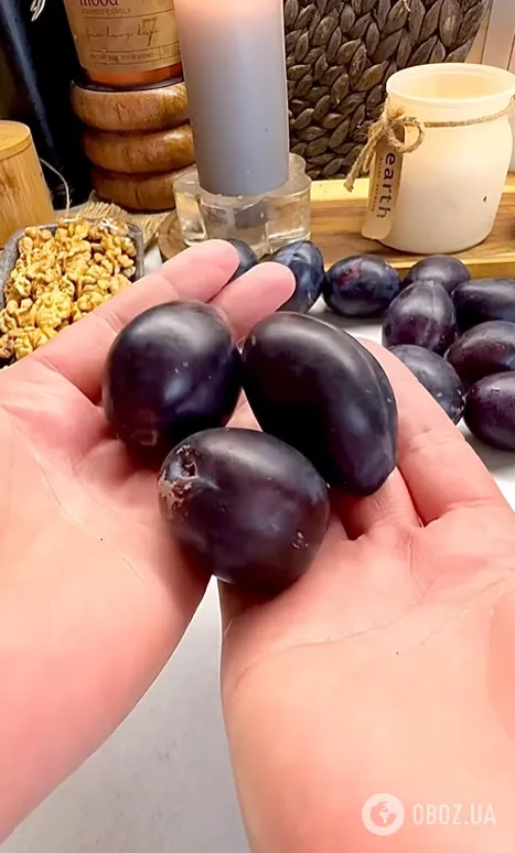 Какой вкусный десерт приготовить из слив и орехов: интересное осеннее сочетание
