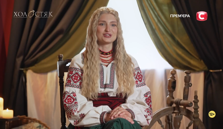 "Терен" і Віточка, яка стала мемом на "Холостяку 14", сходили на побачення: який символічний подарунок ветеран вручив своїй супутниці