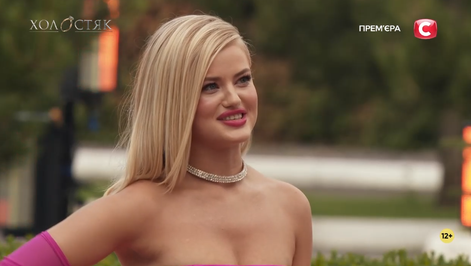 Поява близнючок та цікаві подарунки: як пройшов перший випуск "Холостяка 14", де Тарас Цимбалюк знайомився з учасницями. Фото