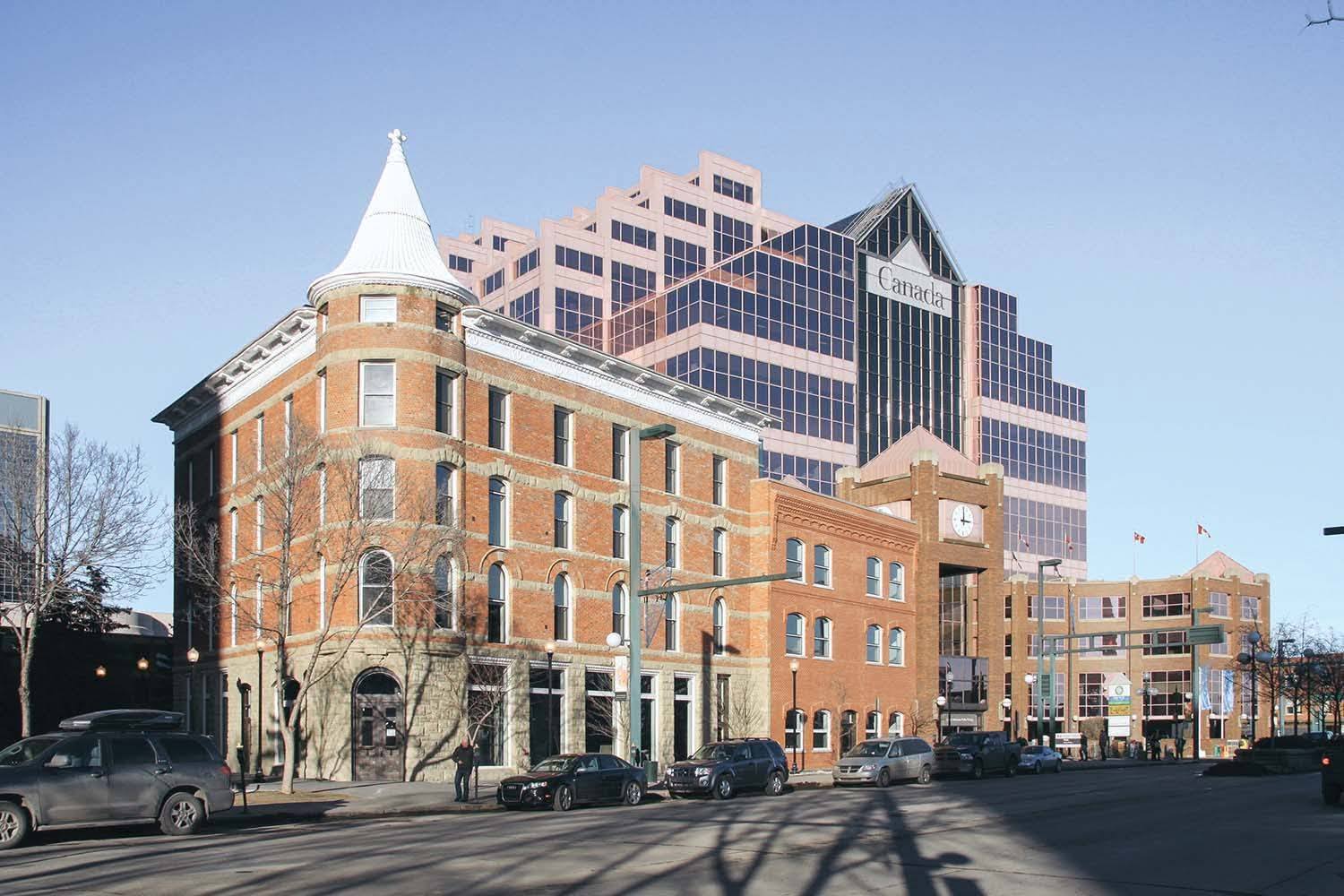 Відомий канадський архітектор і політик Джин Дуб: син українських емігрантів, які втекли від радянської влади