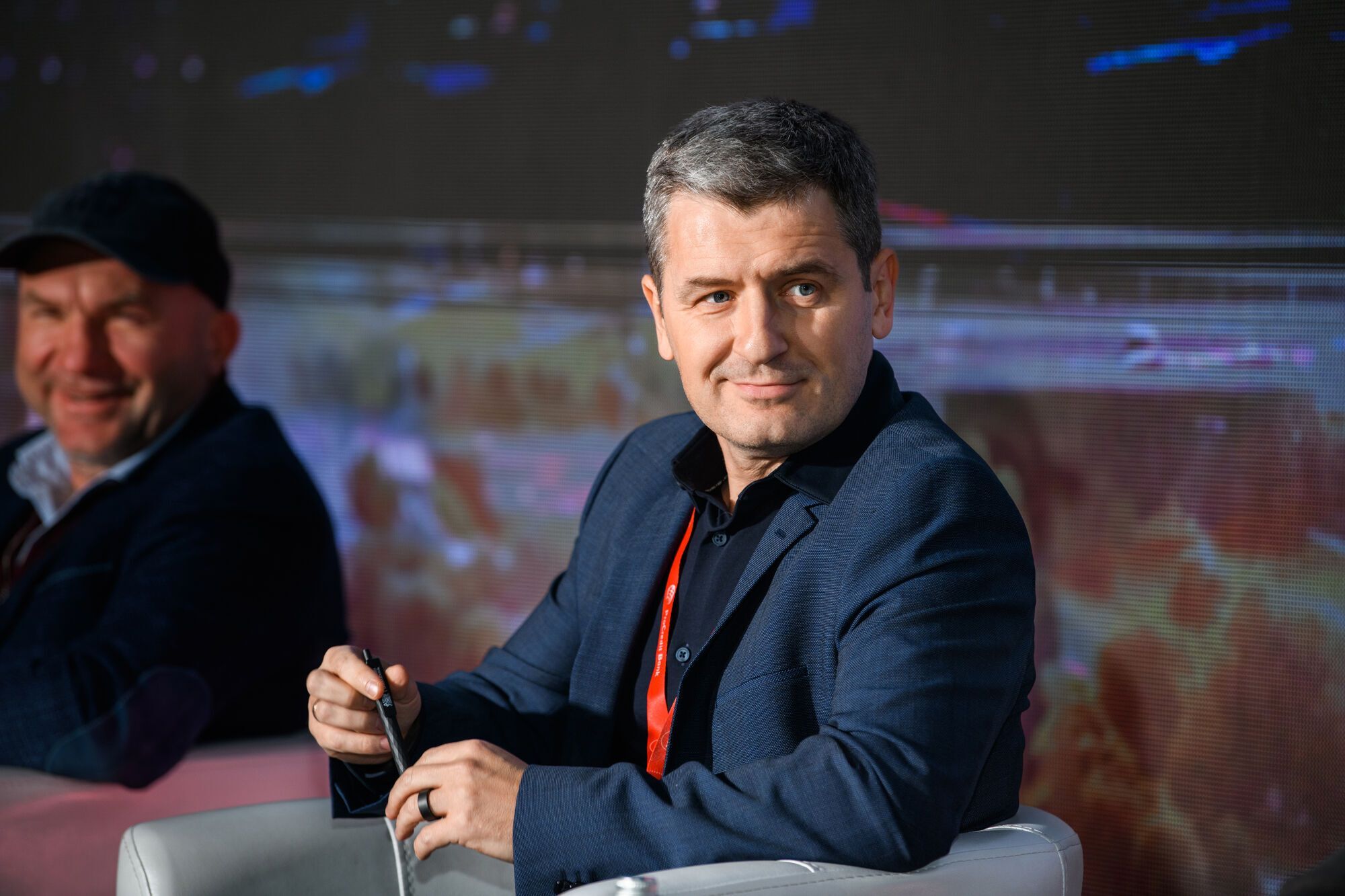 Як Philip Morris інвестує в Україну під час війни: у фокусі – люди, інновації та нове виробництво