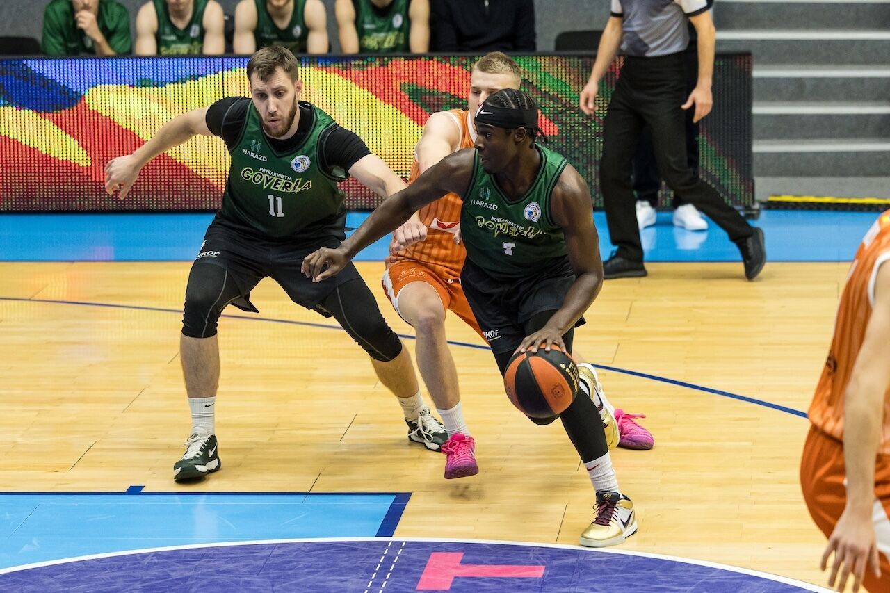 БК "Запорожье" победил "Кривбасс", поражение "Черкаських Мавп". Результаты Суперлиги Favbet 18 октября