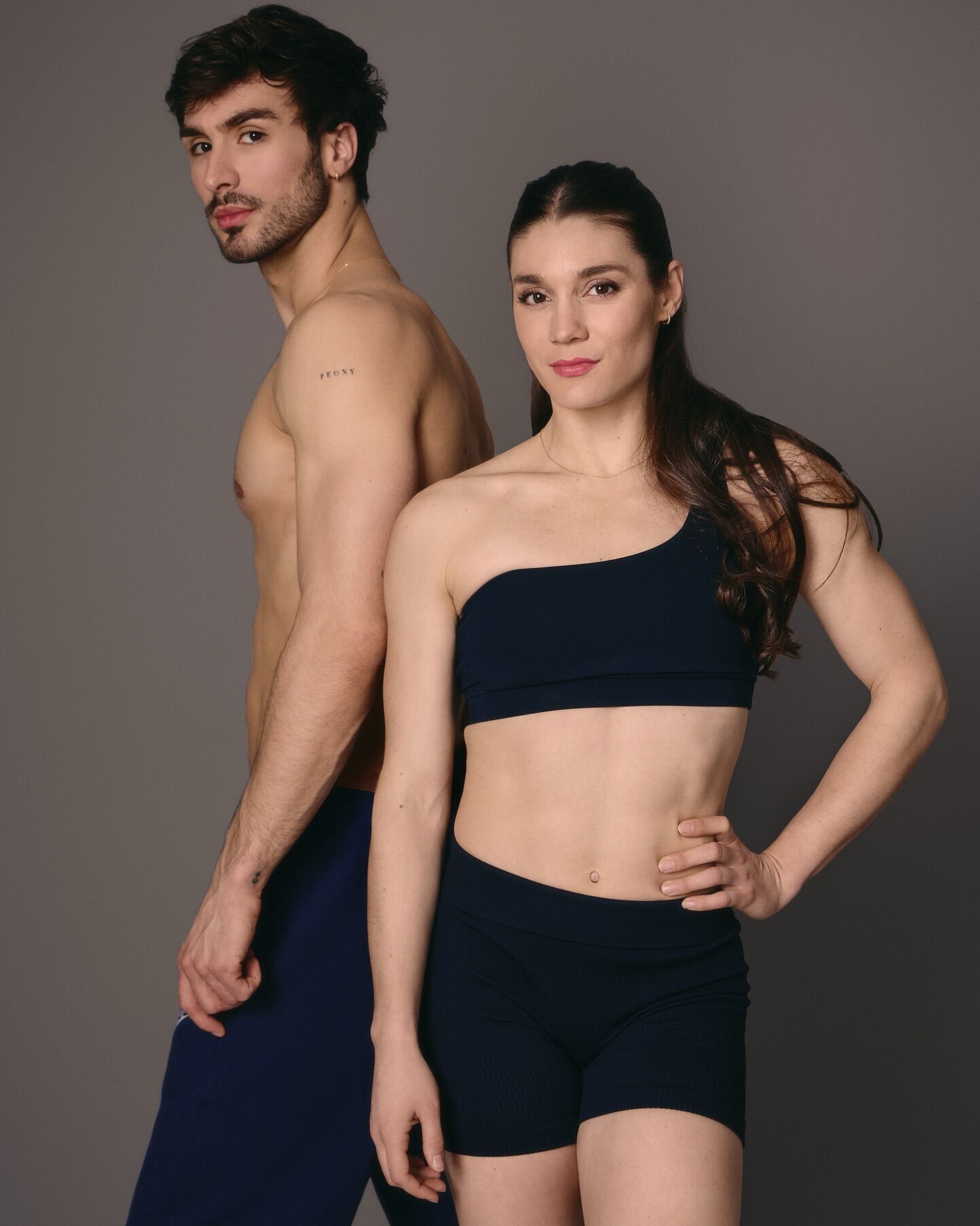 Фігуристка-чемпіонка вийшла "роздягнена" на Гран-прі Франції і викликала фурор. Відео