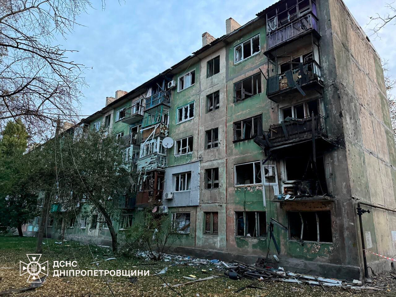 Окупанти атакували житлові будинки на Дніпропетровщині: кількість постраждалих зросла. Фото