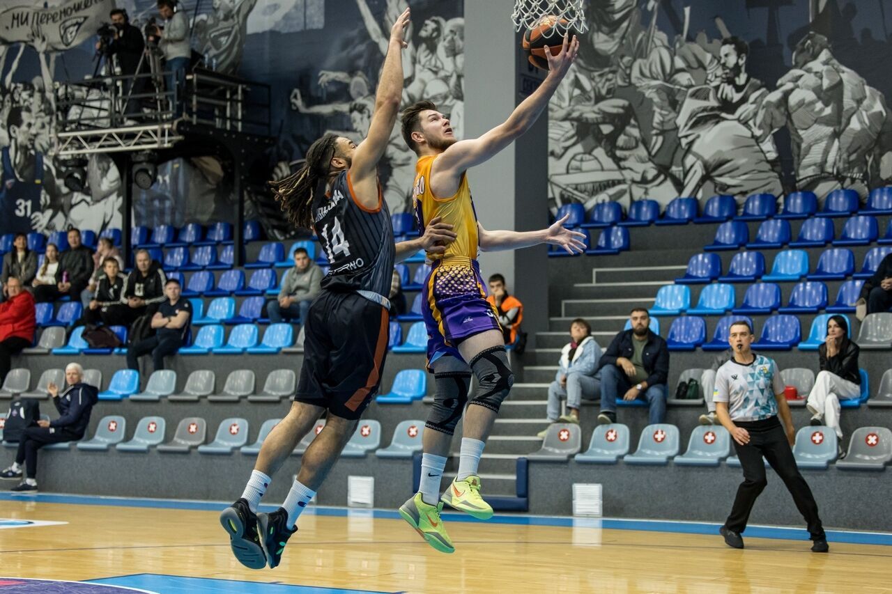 "Черкаськи Мавпы" оставили "Старый Луцк" без победы, успех "Запорожья". Результаты Суперлиги Favbet 19 октября