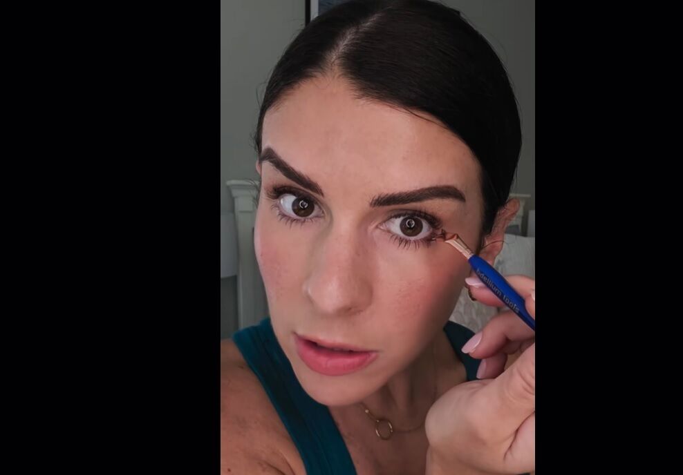 Як фарбувати вії, щоб вони не злипалися: лайфхак, про який мало хто знає