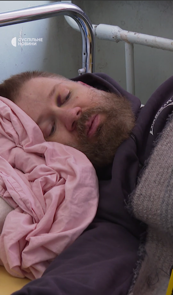 Он начал "быковать": велосипедист, которого в Киеве жестко избил водитель Mercedes, рассказал подробности конфликта. Видео