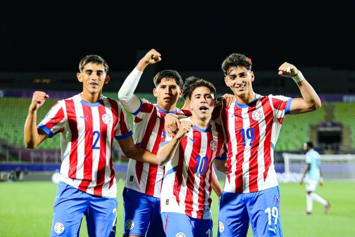 Где смотреть футбол Украина – Парагвай: расписание трансляций ЧМ-2025 U-20