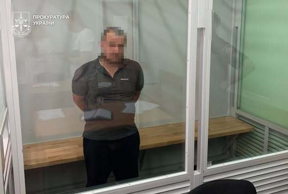 Без разрешения взял хлеб и печенье: на Днепропетровщине будут судить супругов, которые избили до смерти 4-летнего сына