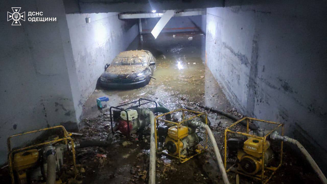 Потужна негода на Одещині забрала життя 10 людей, серед жертв – дитина: пошукові роботи завершено. Фото і відео