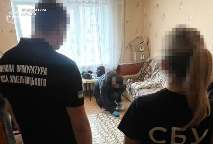 Обещала оформить фиктивную группу инвалидности: в Хмельницком задержали женщину, которая зарабатывала на уклонистах. Фото