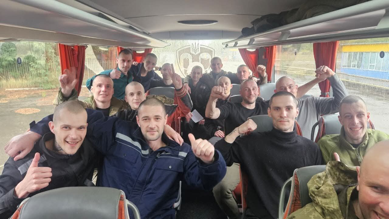 Обмен пленными 2 октября: списки тех, кто вернулся из российского плена (ОБНОВЛЯЕТСЯ)