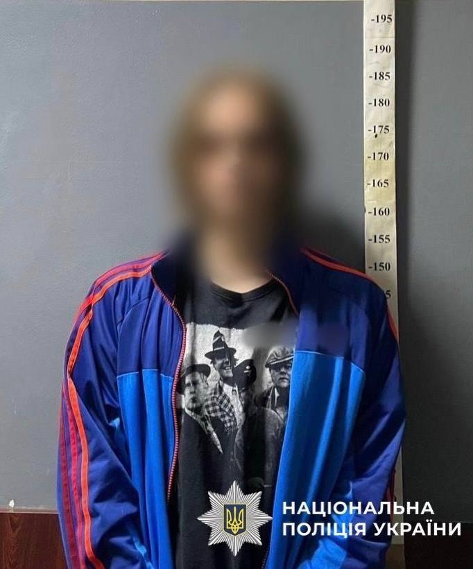 У Києві хлопець побив дівчину в магазині через зауваження щодо черги. Подробиці та фото