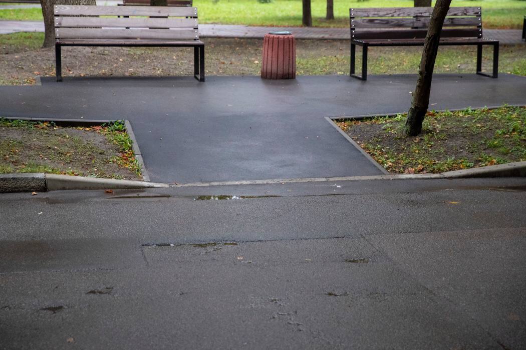 Кличко посетил одно из медучреждений Минобороны, которому Киев дал из городского бюджета средства на создание безбарьерной среды