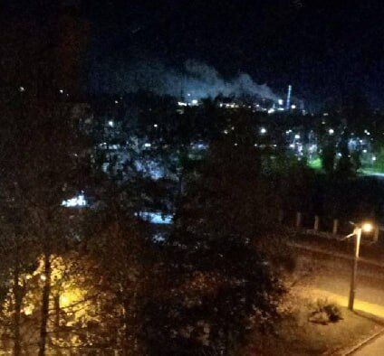 Производит сырье для взрывчатки: в 1700 км от украинской границы вспыхнул один из крупнейших химзаводов РФ. Фото