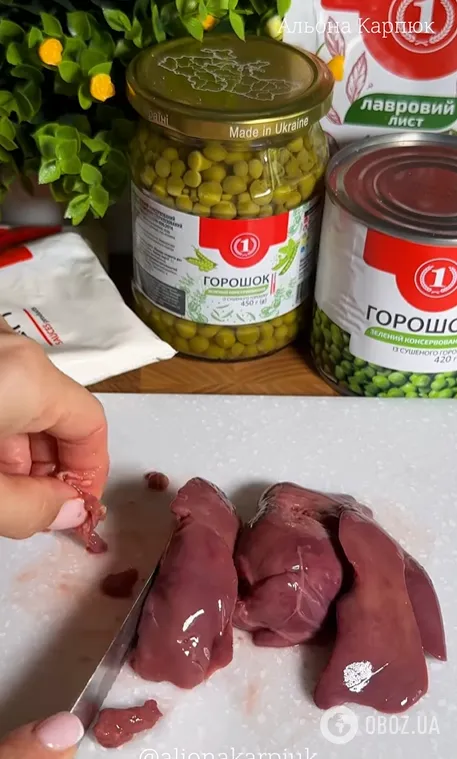 Теплый салат из печени с очень вкусным соусом: рецепт полезного блюда за 10 минут