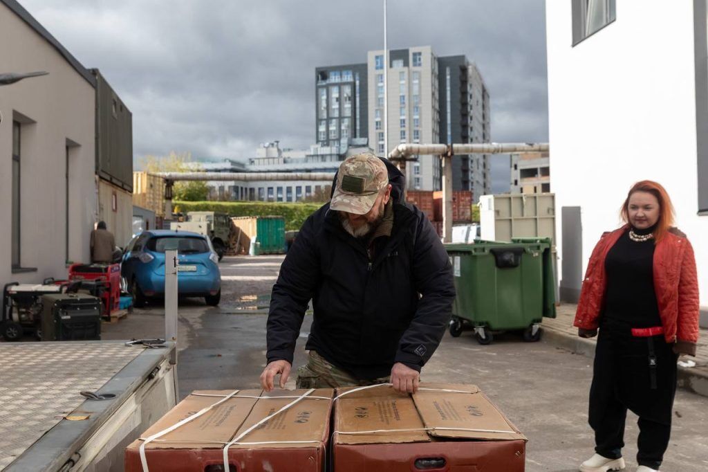 54-й розвідбат отримав партію генераторів від Порошенка