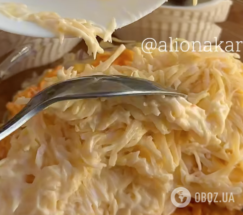 Смачний салат із буряка "Веселка": рецепт страви на кожен день