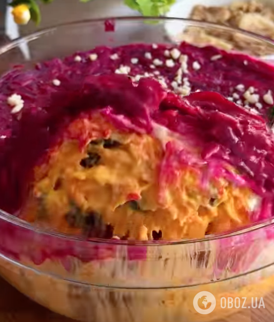 Смачний салат із буряка "Веселка": рецепт страви на кожен день