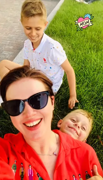 "Мій син переходить на російську мову, але..." Яніна Соколова розповіла про виховання своїх дітей і звернулась до батьків в Україні