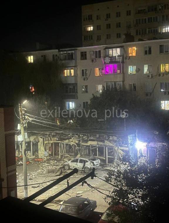 У Ростовській області дрони атакували підстанцію, спалахнула пожежа. Відео