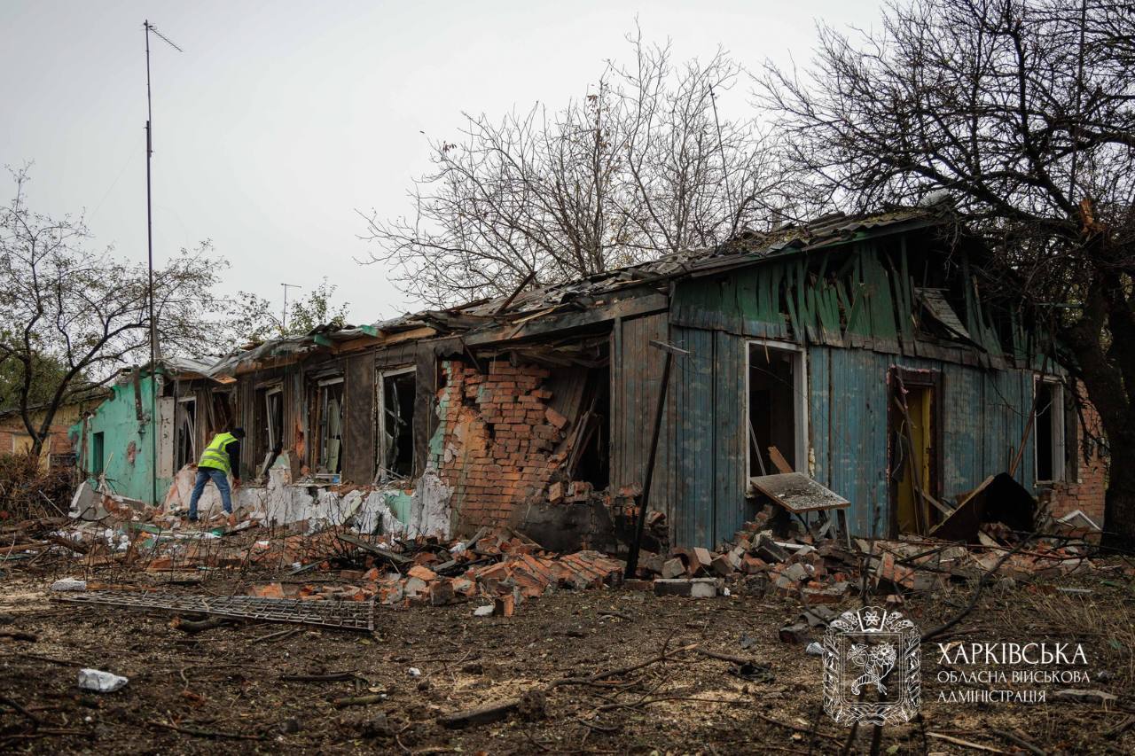 Росія атакувала КАБами Харків: пошкоджено будинки, постраждали 11 людей. Фото