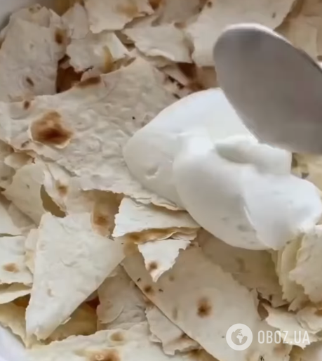 Вкусный пирог из лаваша с сыром: готовится за 20 минут