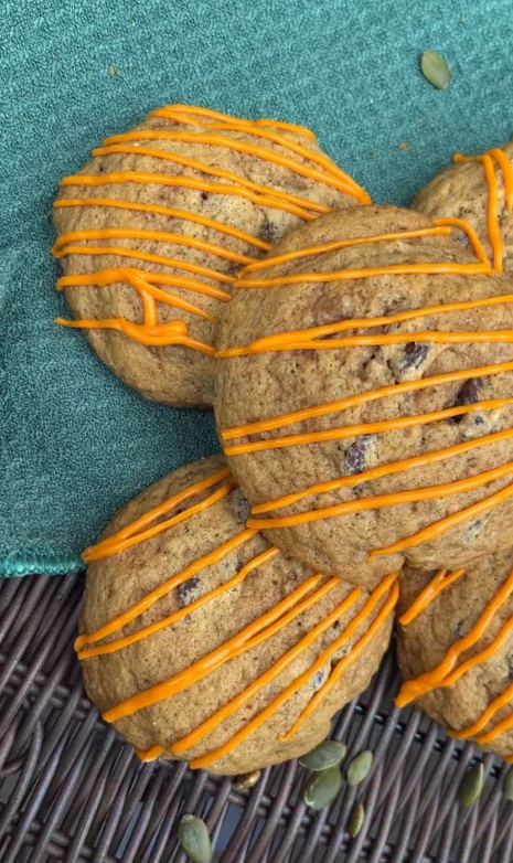 Что приготовить детям на Хэллоуин: рецепт вкусного тыквенного печенья