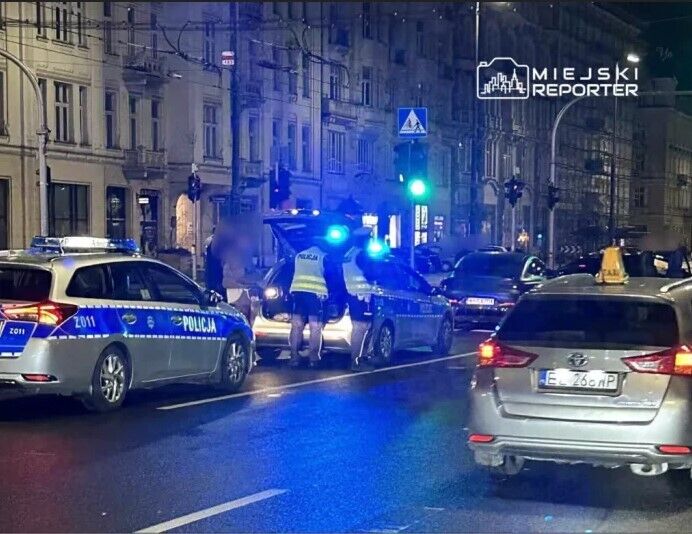 У Варшаві блогер з України потрапив у ДТП на авто за 11 млн і намагався втекти з місця: на момент аварії був нетверезим. Фото