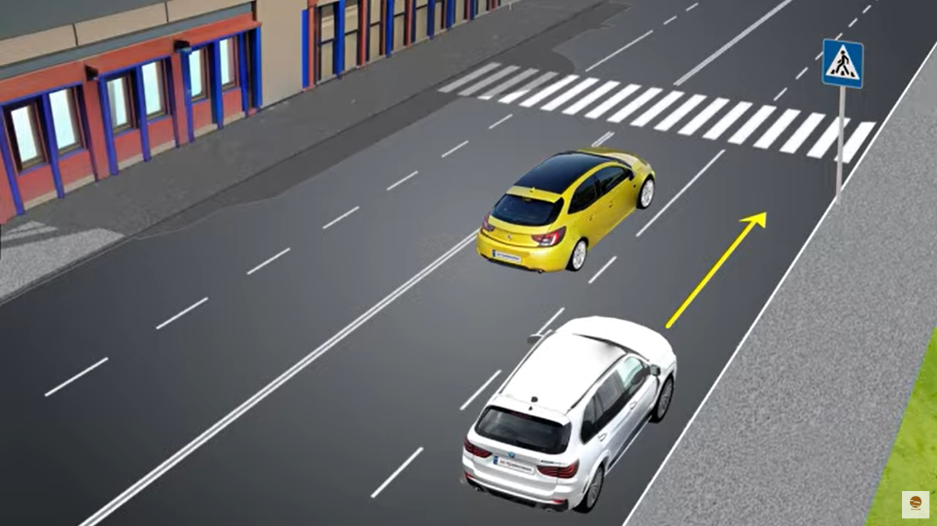 Як має вчинити водій білого авто? Тест на знання ПДР