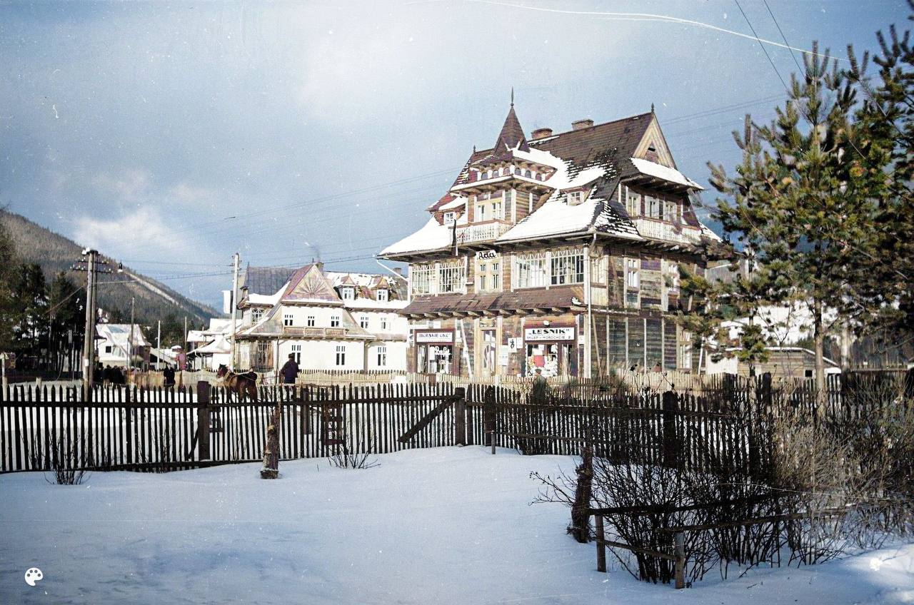 У мережі показали Ворохту у 30-х роках: кольорові фото