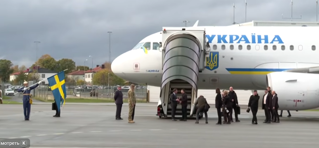 Зеленський прибув з візитом у Швецію