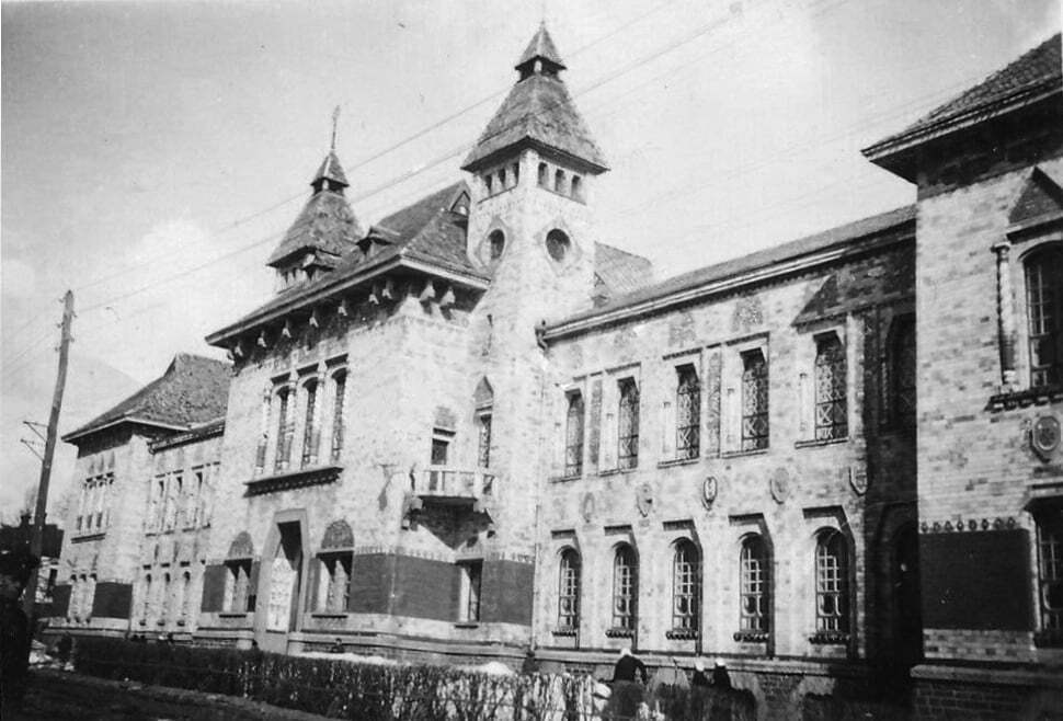 У мережі показали Полтаву у воєнні часи: яким був відомий краєзнавчий музей