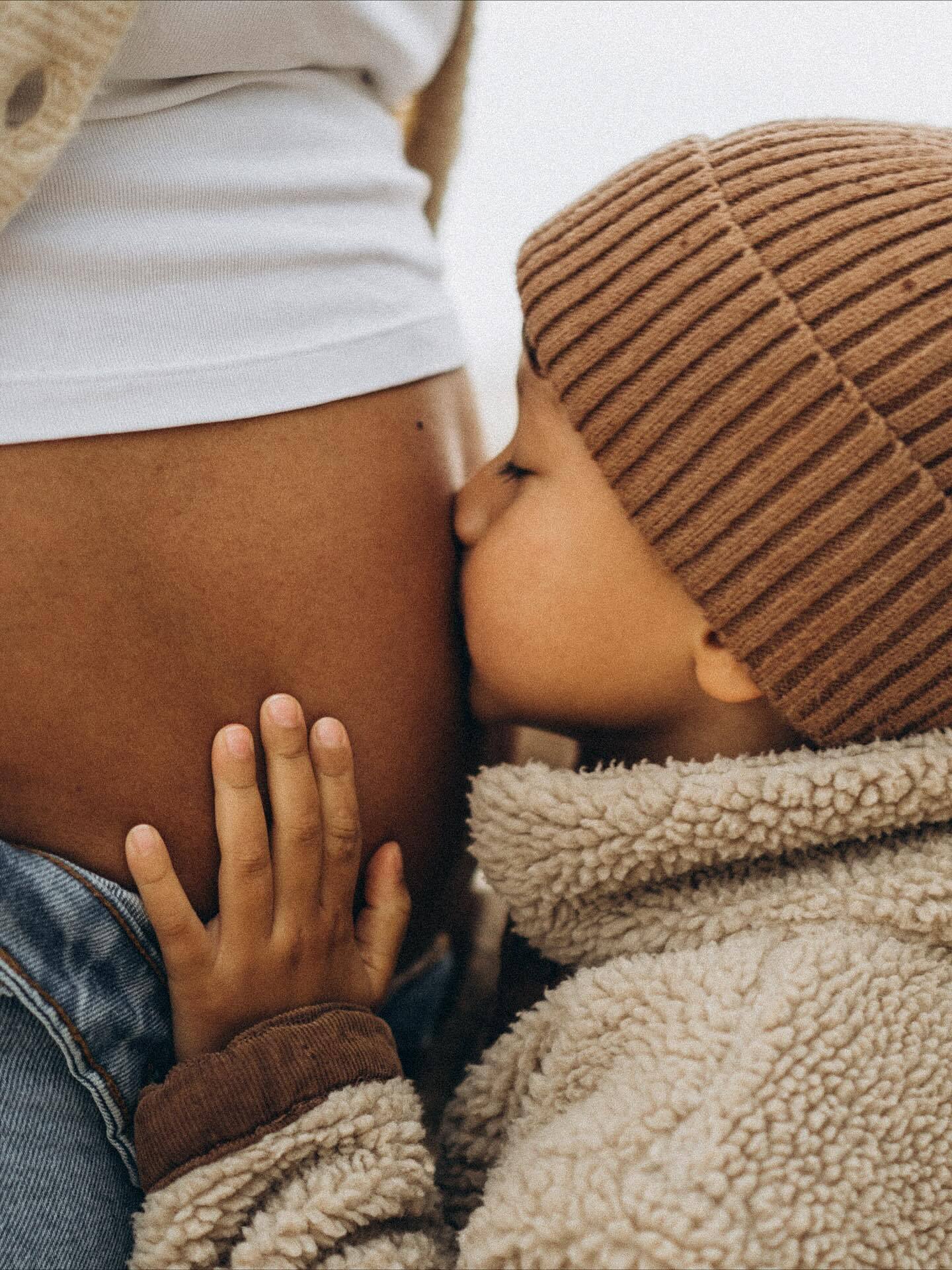 Знаменита українська чемпіонка-фехтувальниця оголосила про вагітність. Фото