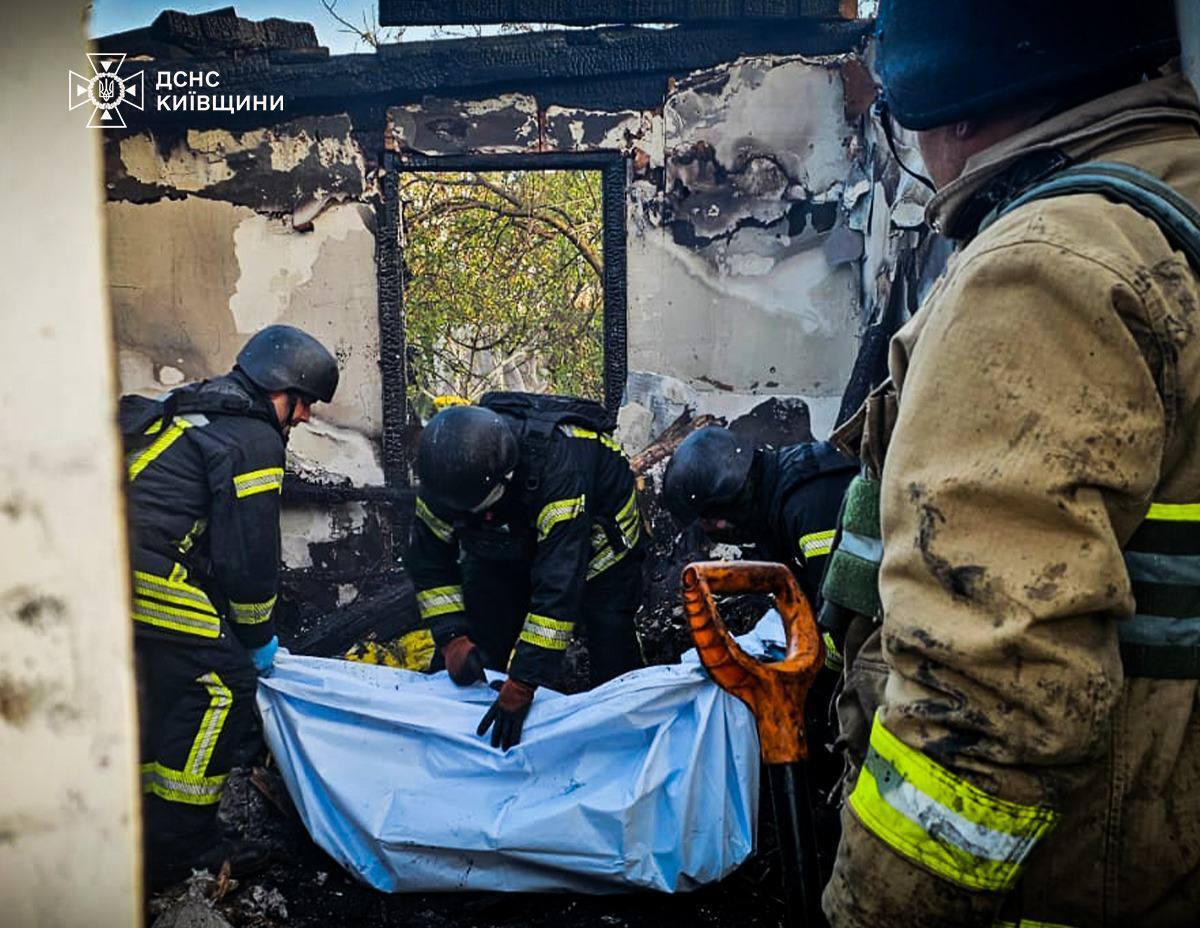 Среди погибших – дети: последствия российской атаки на Киевскую область 22 октября. Фото и видео