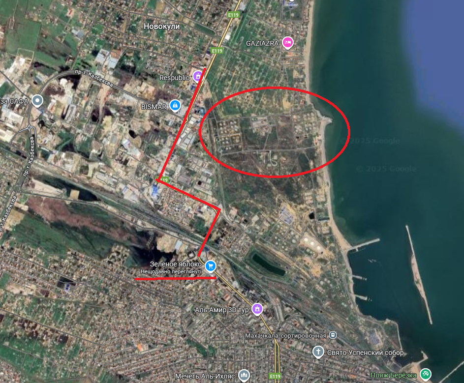 Дрони атакували Махачкалу: говорять про приліт по нафтобазі. Відео