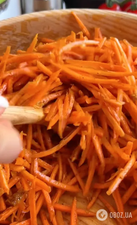 Морковь по-корейски с горячим маслом: рецепт очень вкусной и пряной закуски