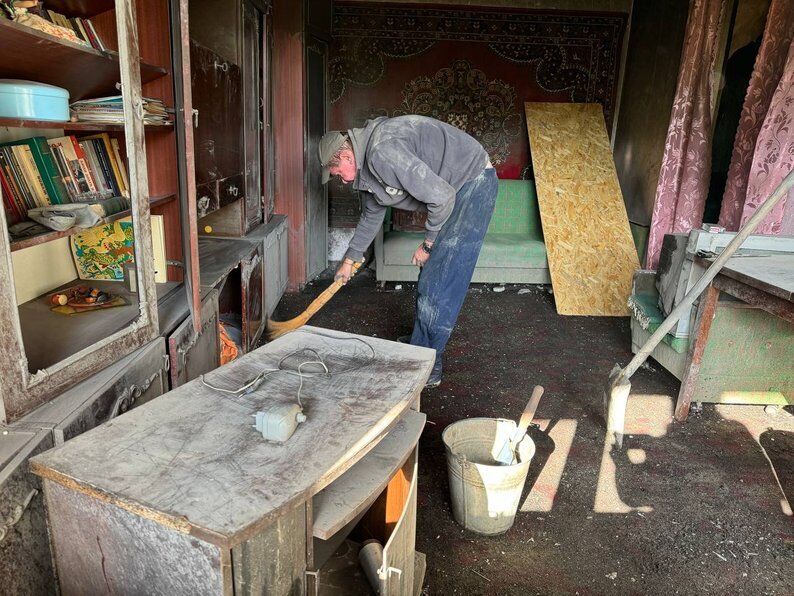 "Стало плохо, забрала скорая": жители Запорожья рассказали о вражеской атаке и ее последствиях. Фото