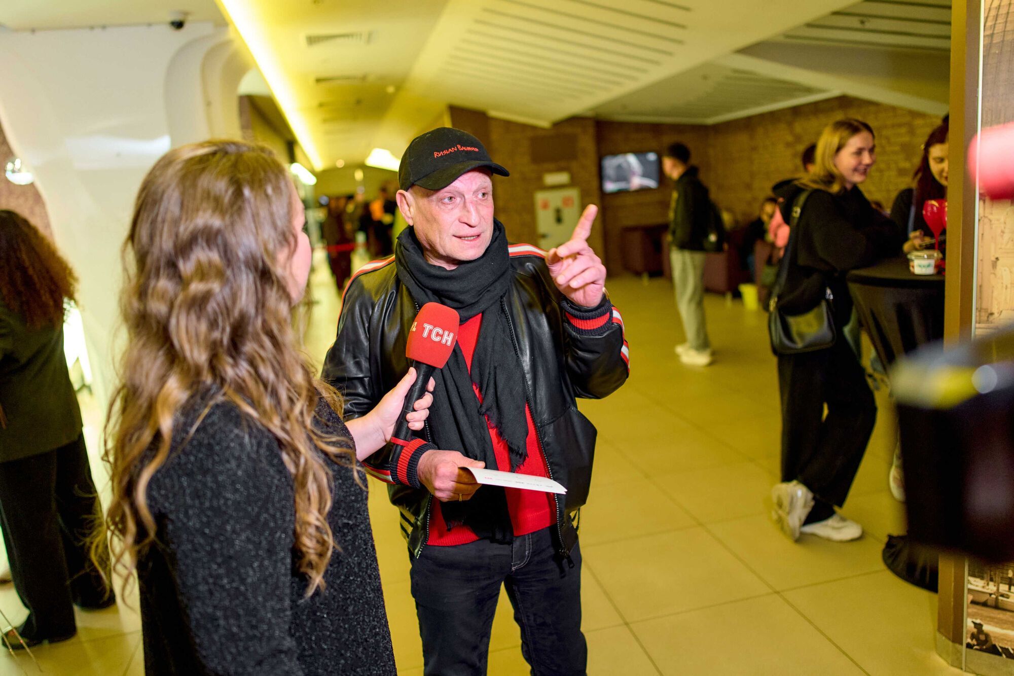 "Все буде добре, Оля": у Києві відбулася прем’єра документального фільму про особисту трансформацію співачки Полякової за час війни