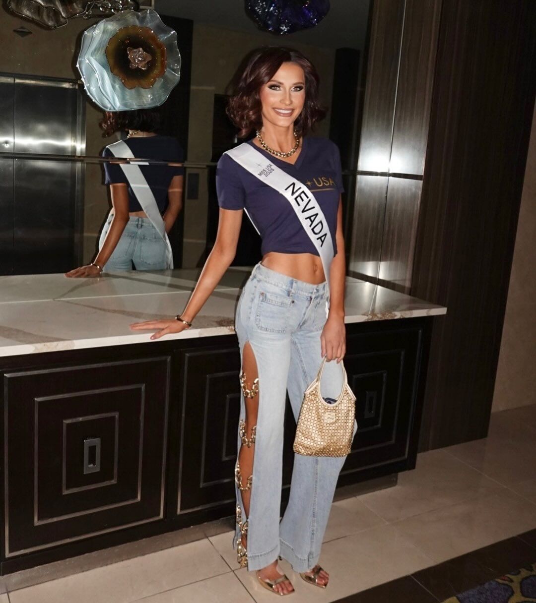 Учасниця "Міс США" з облисінням зняла перуку просто під час конкурсу: який вигляд вона мала на сцені. Фото