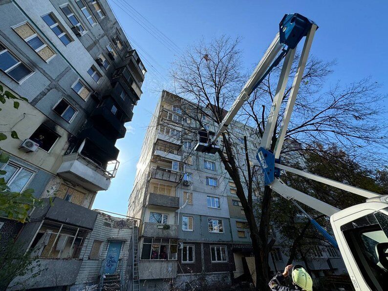 "Стало плохо, забрала скорая": жители Запорожья рассказали о вражеской атаке и ее последствиях. Фото