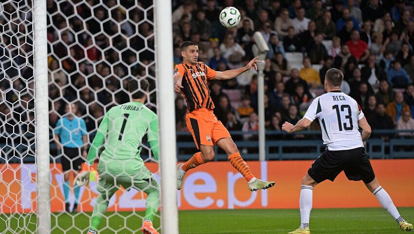 Перебігали, але програли. Що пішло не так у "Шахтаря" в матчі проти "Легії"? Тактичний огляд гри Ліги конференцій