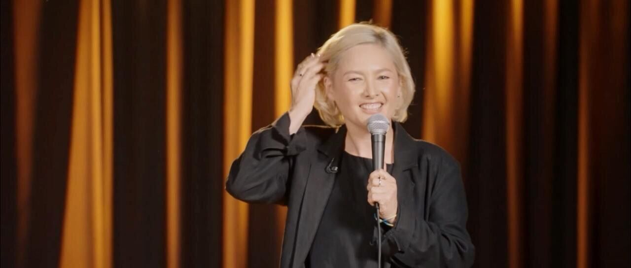 Гумор як "психотерапія" та зброя: інтерв'ю з Наталею Гаріповою