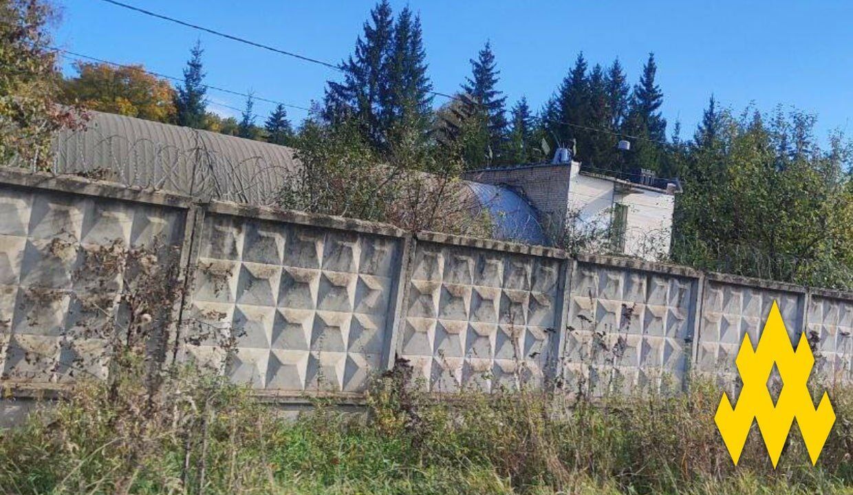 Вивозять запаси: в "Атеш" розповіли про паніку на складі боєприпасів в Орловській області. Фото